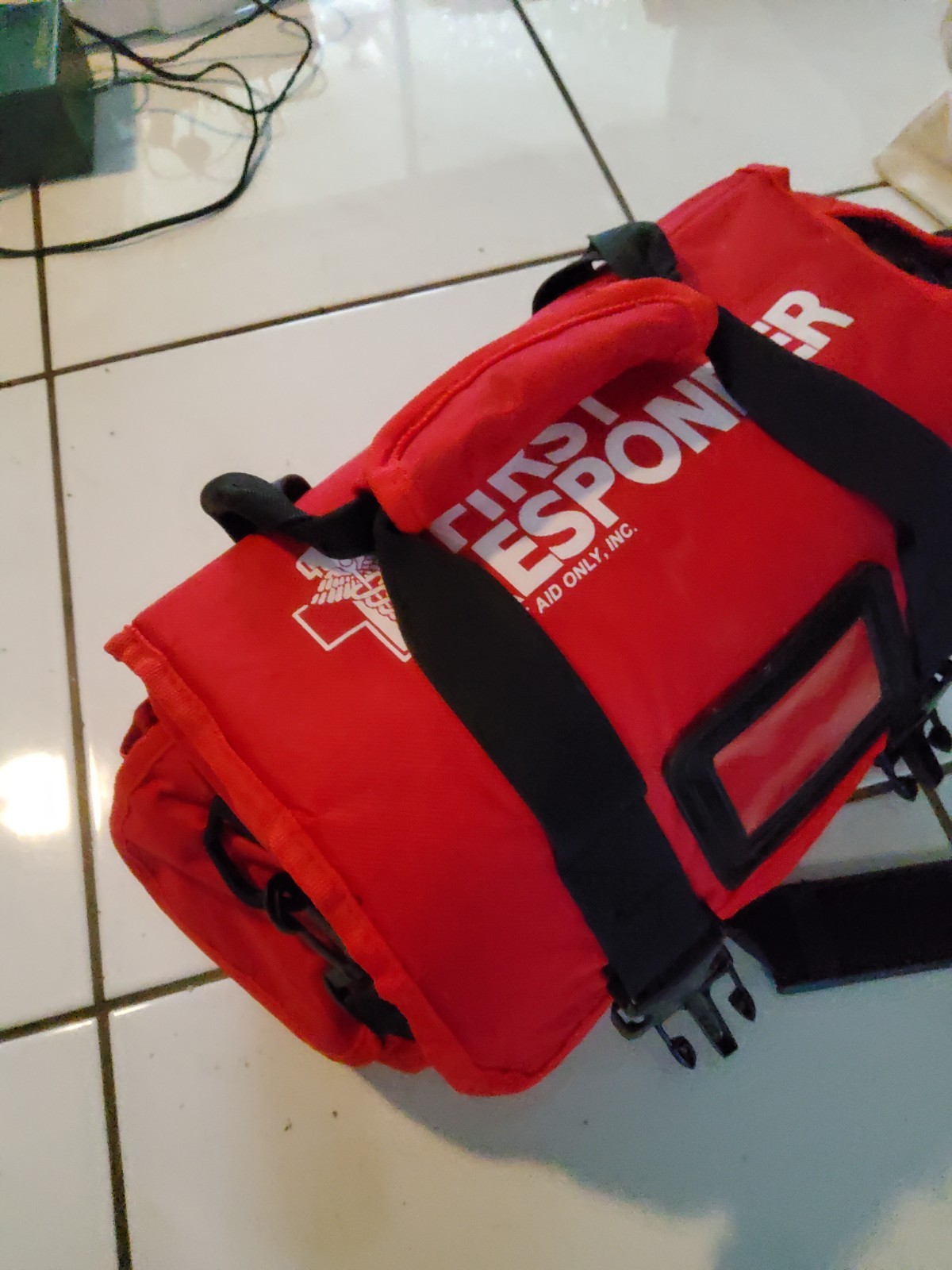 First Aid Only First Responder Bag – Red Nylon Portable Mount