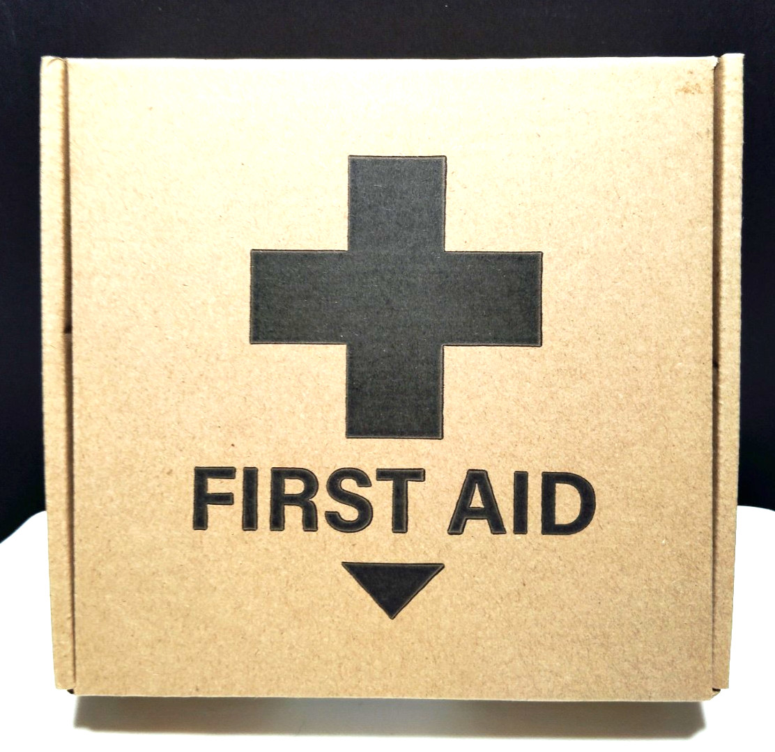First Aid Location Signs 26 Pack 6in Square Hard PVC Green Cross Wall Mount New