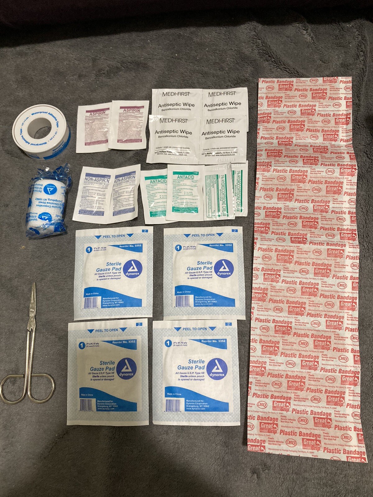 MSC First Aid Kit 30 pcs Bandage Gauze Scissors Aspirin Antacid Antiseptic Wipe