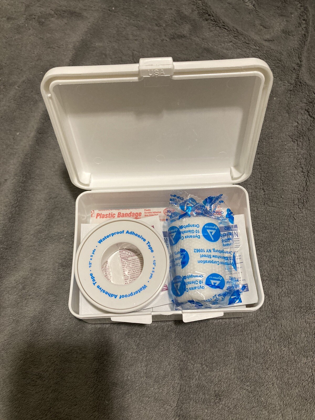 MSC First Aid Kit 30 pcs Bandage Gauze Scissors Aspirin Antacid Antiseptic Wipe